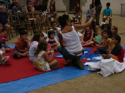 SESSIÓ CONTES CURTS PER A ORELLES PETITES